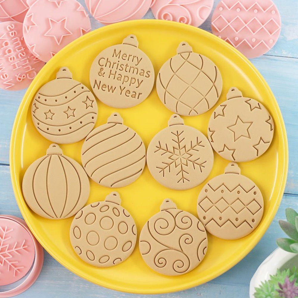 11個入りクリスマスオーナメントクッキーカッターセット、3D - Cookie Cutter Set のレビューと価格